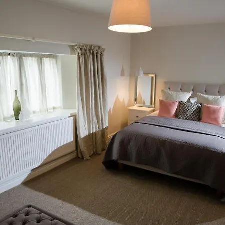 3 Bed In Oc-b33652 Barbon