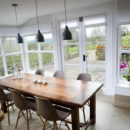 3 Bed In Oc-b33652 *